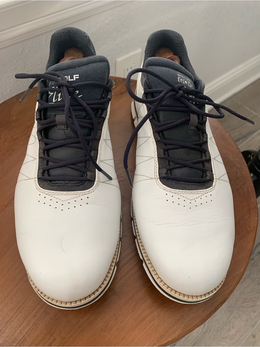 Skechers Men’s White and Black Athletic Golf Shoes